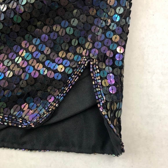 Royal Feelings Vintage Sequin Sleeveless Top with Silk Lining - Picture 4 of 7